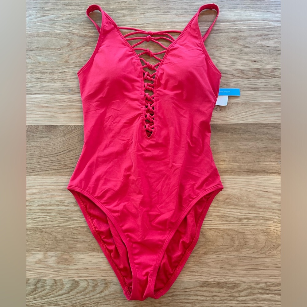 Bleu by Rod Beattie *NWT*
